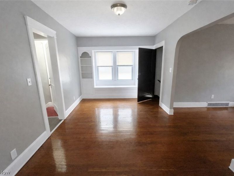 3278 W 84th Street , Cleveland, OH 44102 Photo 8