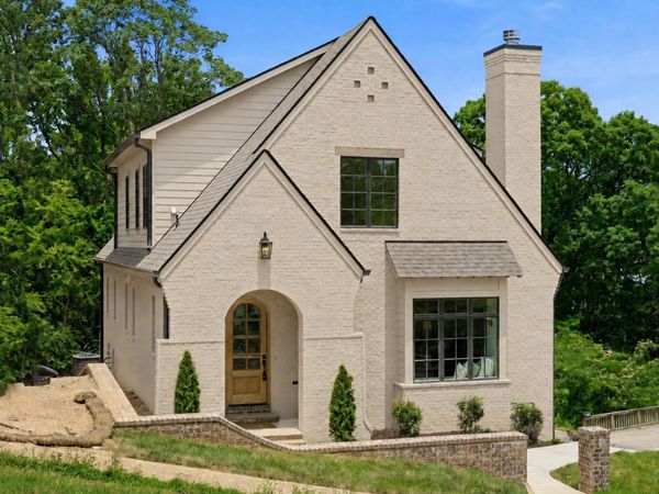 1037 Garnett Avenue, Chattanooga, TN 37405