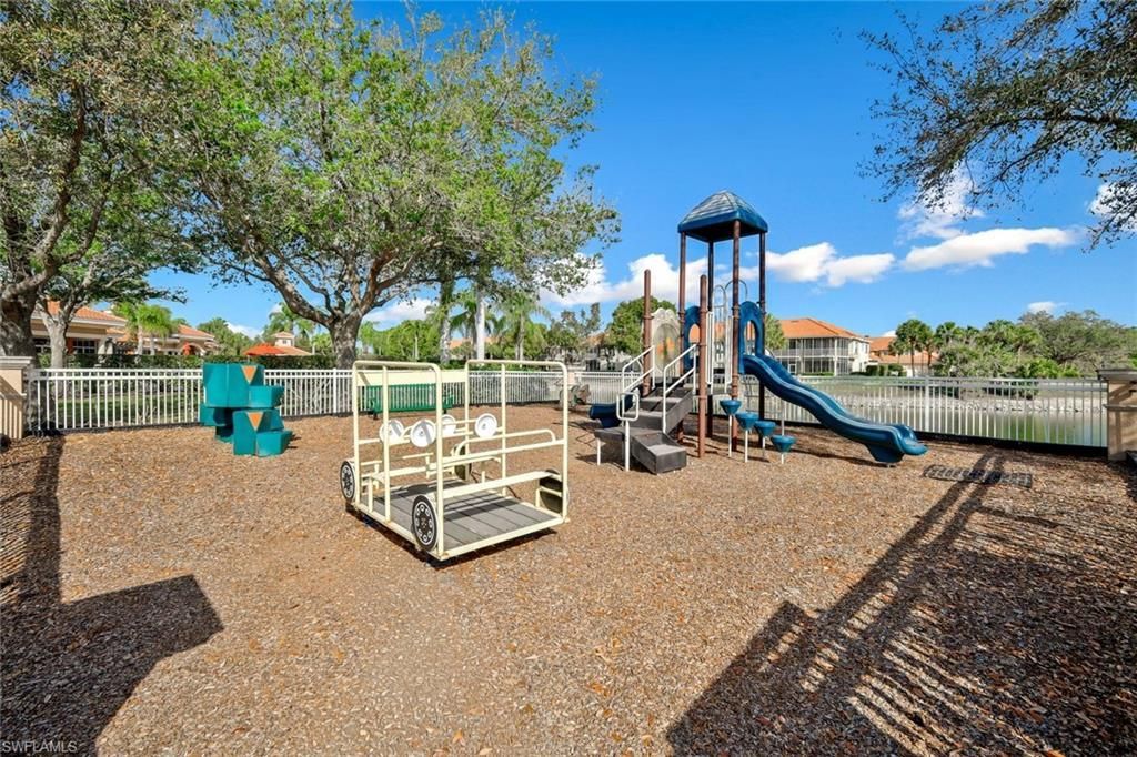 13860 Avon Park Cir , Unit 104, Fort Myers, FL 33912 Photo