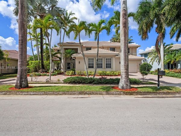 1537 Victoria Isle Way , Weston, FL 33327