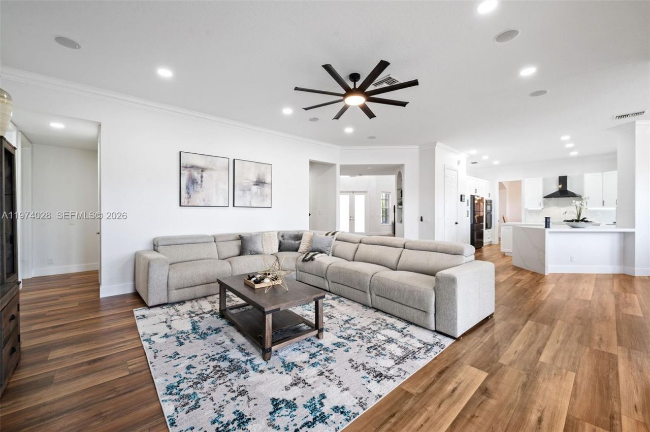 1537 Victoria Isle Way, Weston, FL 33327 Photo