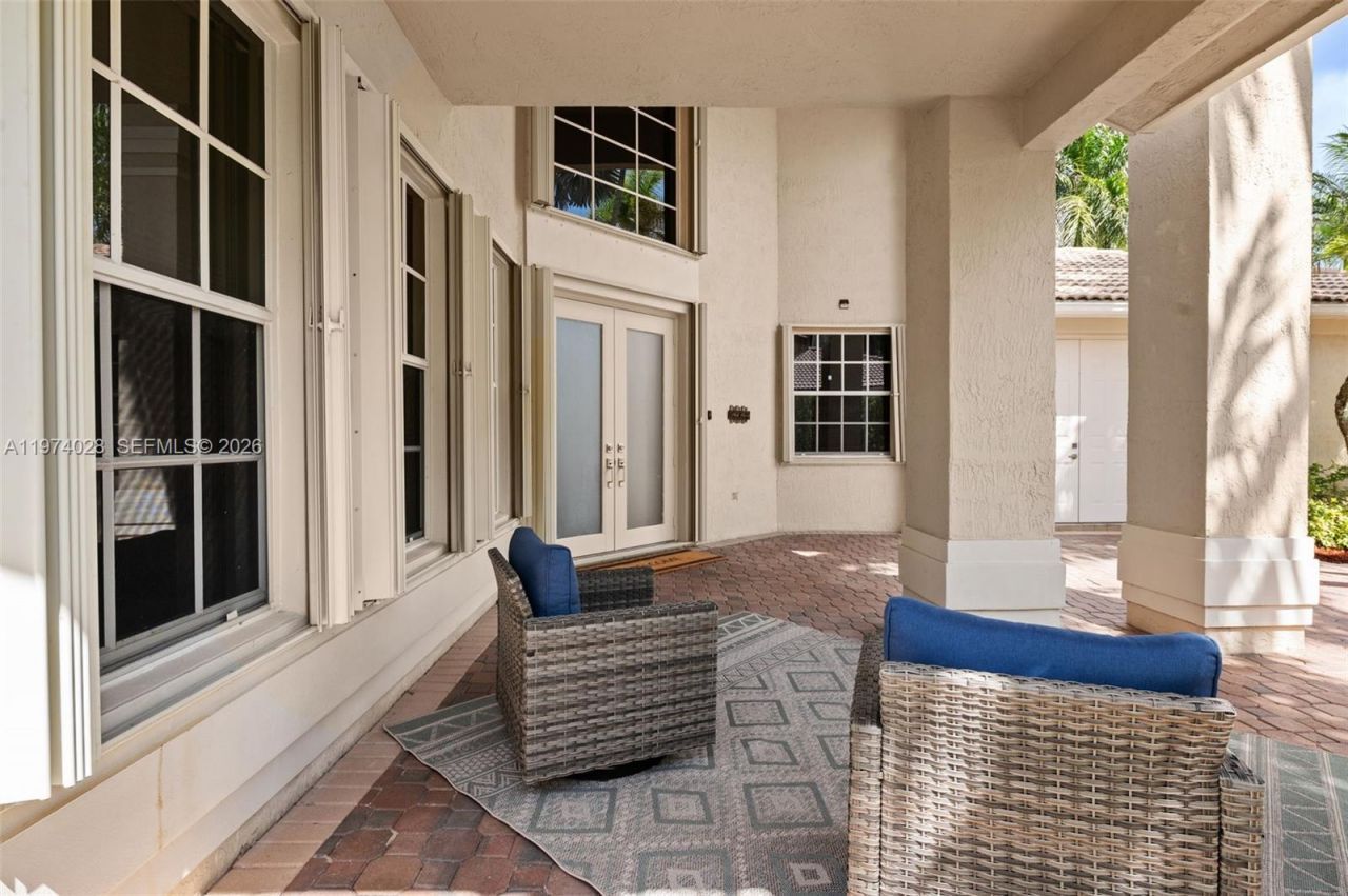 1537 Victoria Isle Way , Weston, FL 33327 Photo