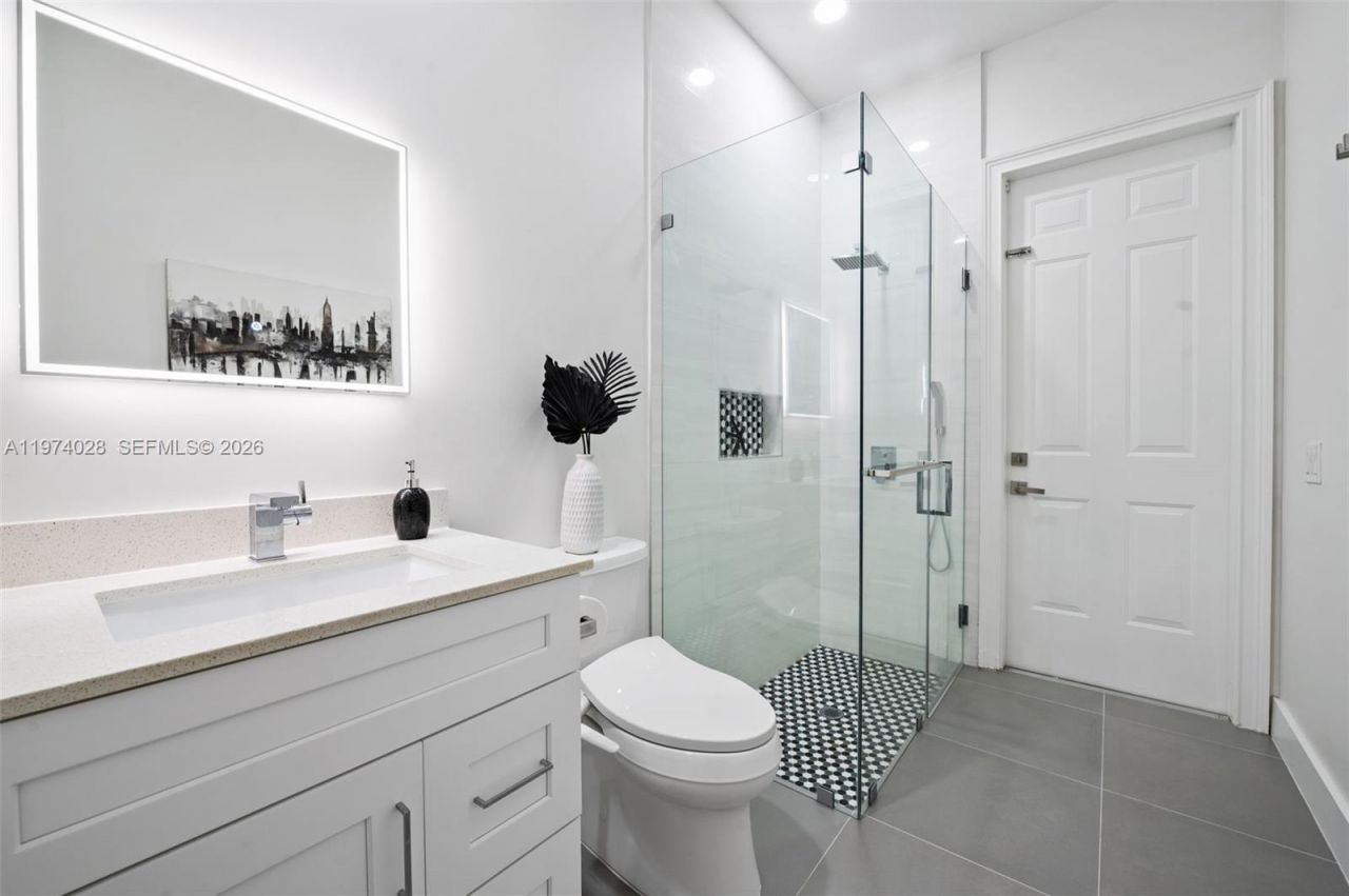 1537 Victoria Isle Way, Weston, FL 33327 Photo