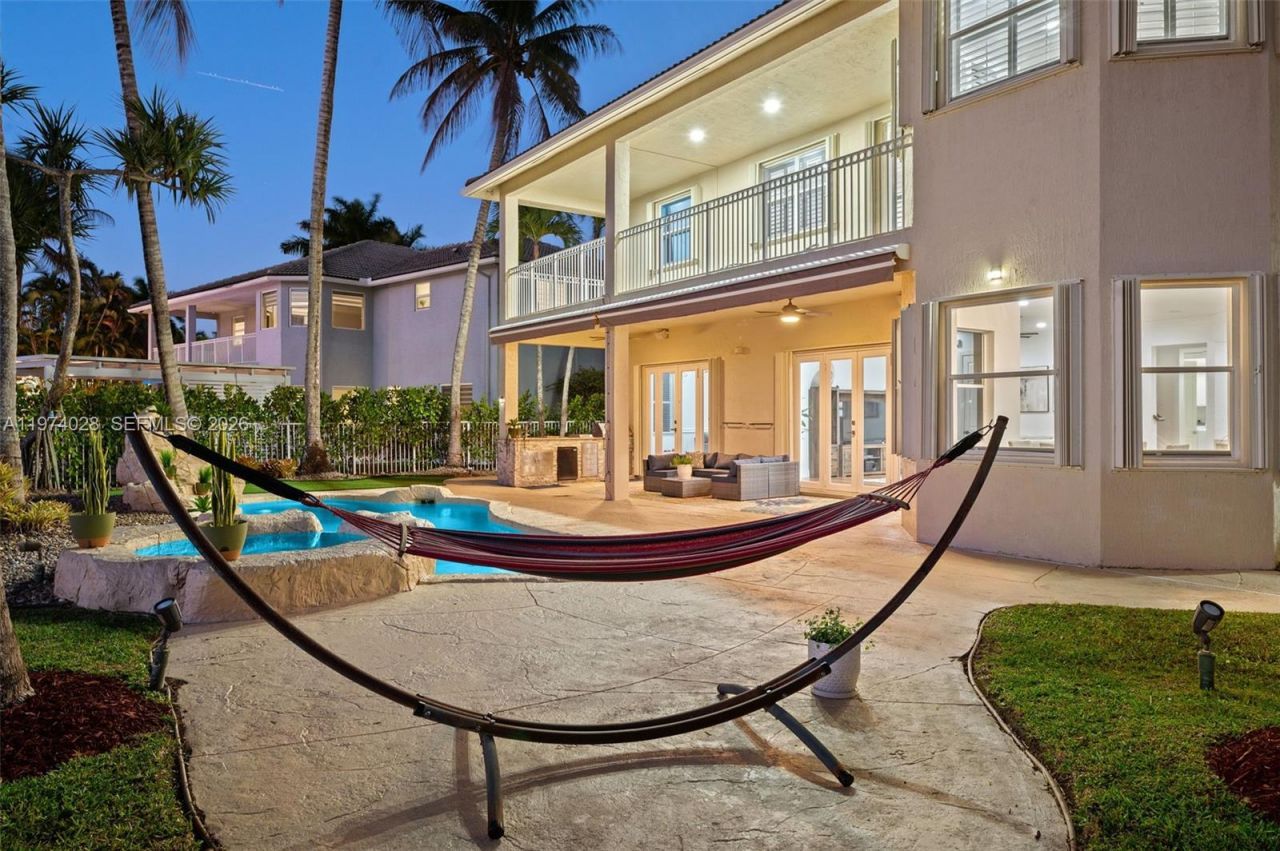 1537 Victoria Isle Way , Weston, FL 33327 Photo