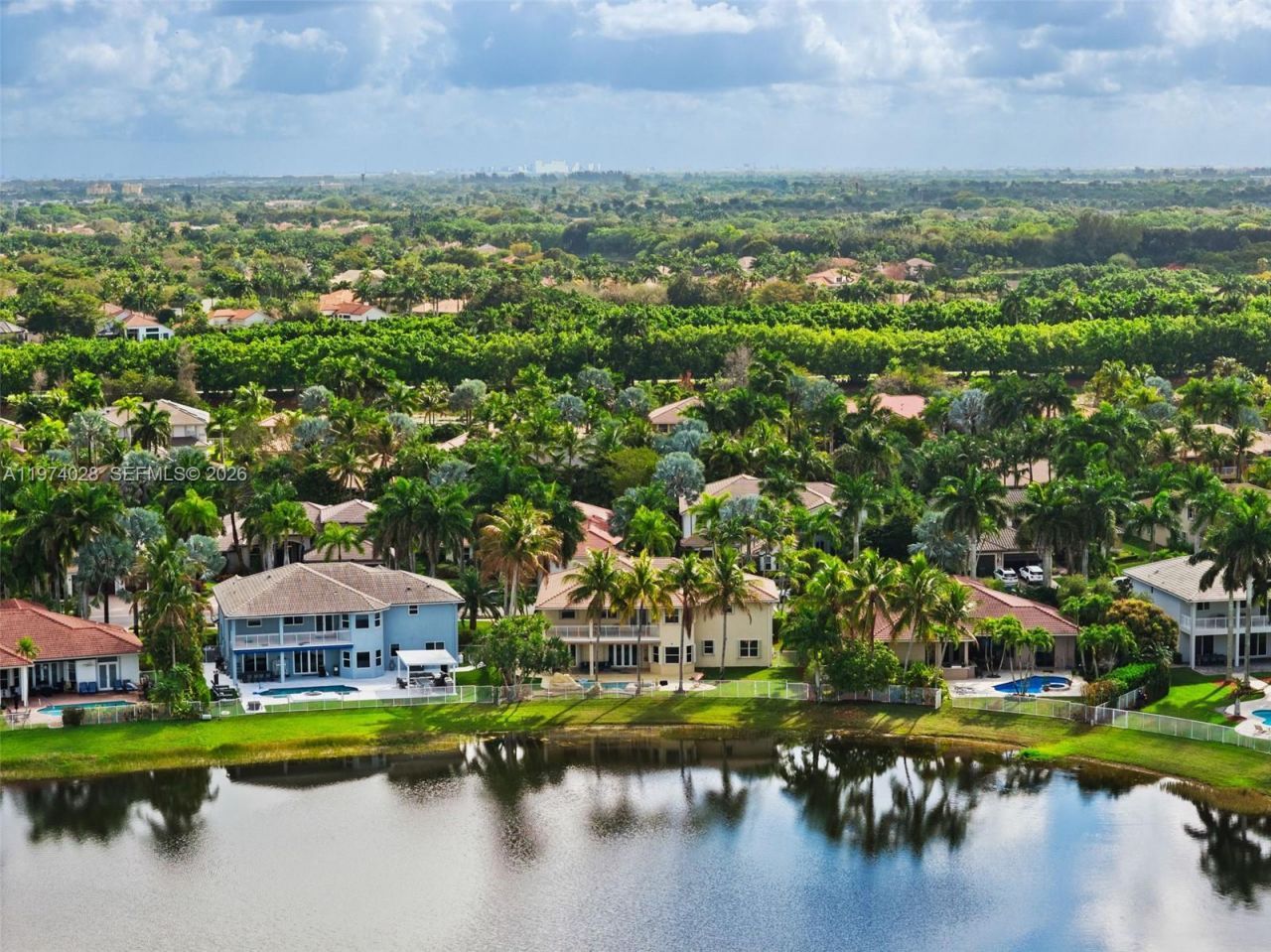 1537 Victoria Isle Way , Weston, FL 33327 Photo