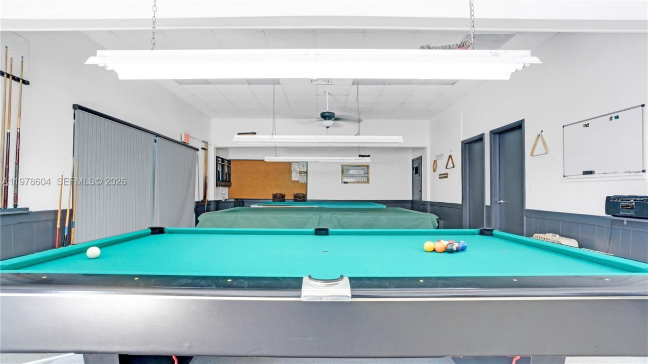 1050 SW 11th St , Unit 16L, Hallandale Beach, FL 33009 Photo