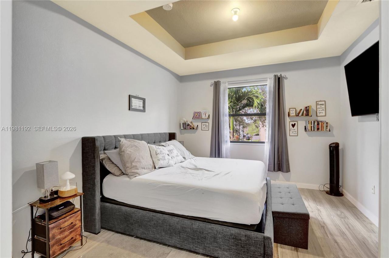 338 NE 37th Ave , Homestead, FL 33033 Photo