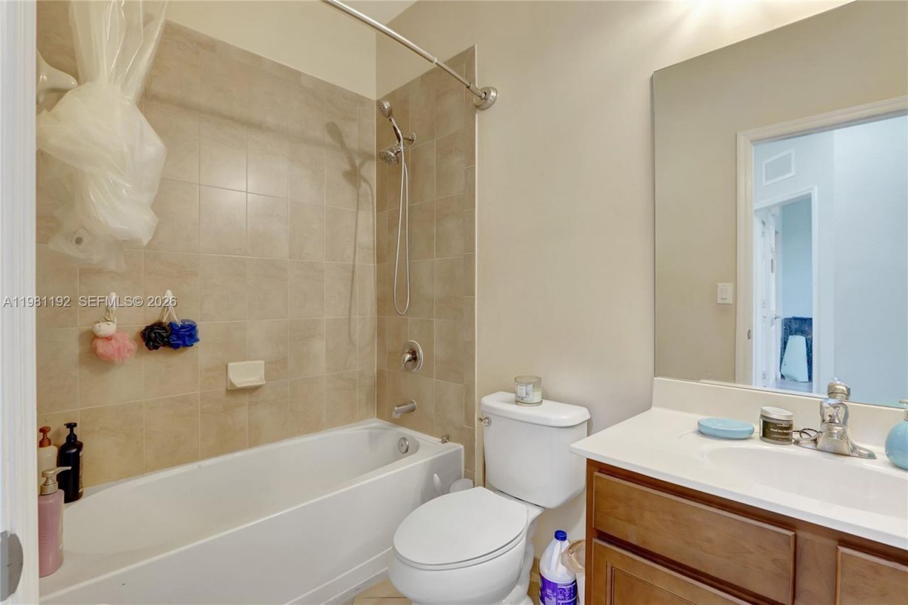 338 NE 37th Ave , Homestead, FL 33033 Photo