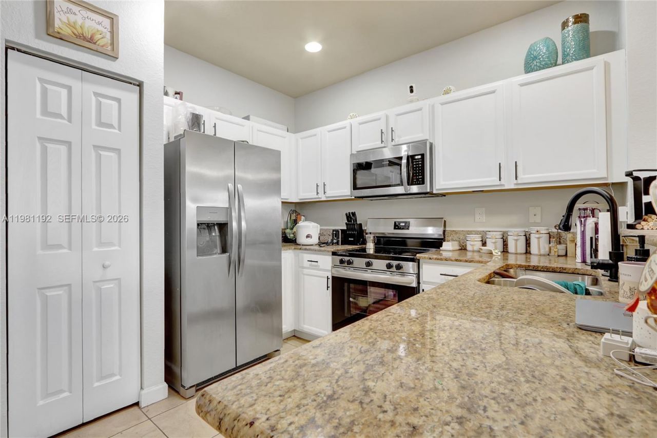 338 NE 37th Ave , Homestead, FL 33033 Photo