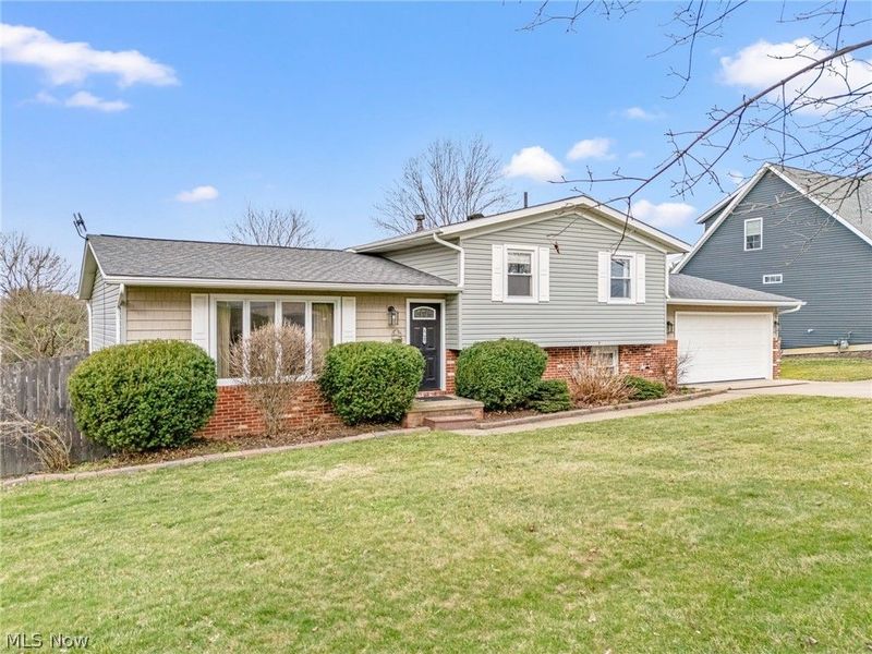 8529 Morrilton Circle NW, North Canton, OH 44720 Photo 1