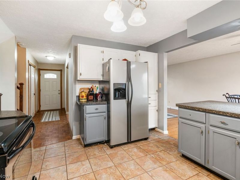 8529 Morrilton Circle NW, North Canton, OH 44720 Photo 14