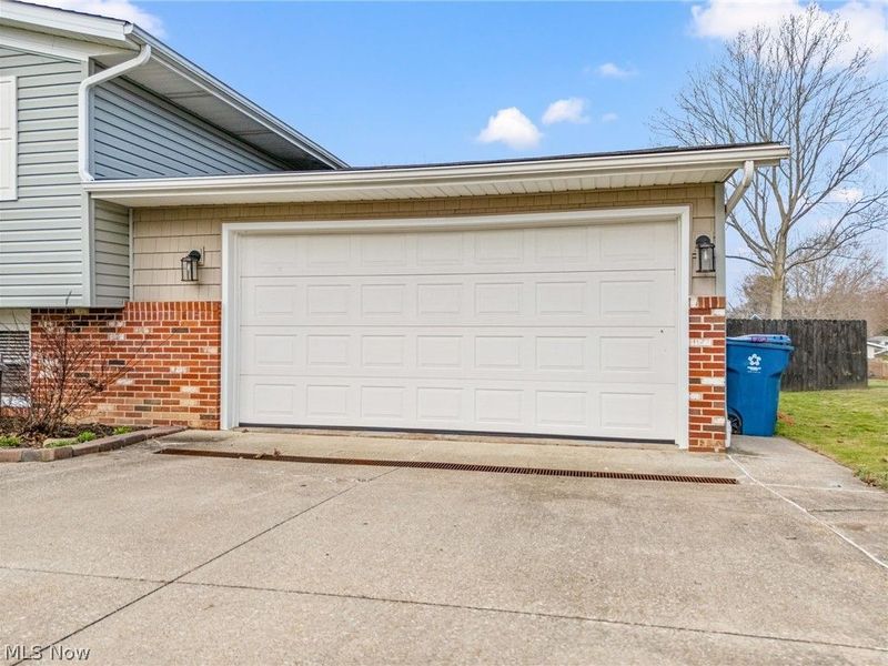 8529 Morrilton Circle NW, North Canton, OH 44720 Photo 3