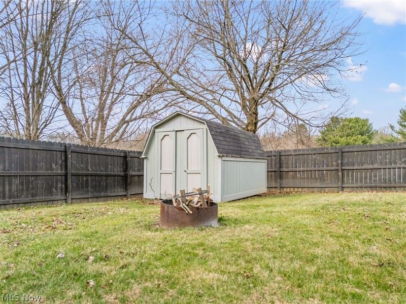 8529 Morrilton Circle NW, North Canton, OH 44720 Photo 5