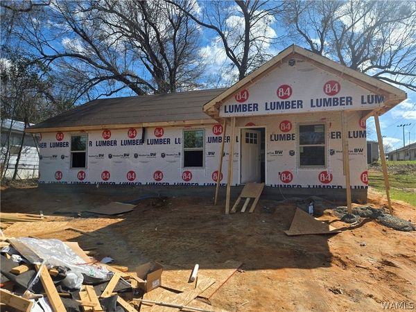 2131 5th Street E, Tuscaloosa, AL 35404