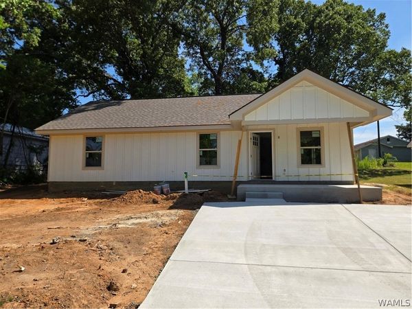 2131 5th Street E, Tuscaloosa, AL 35404