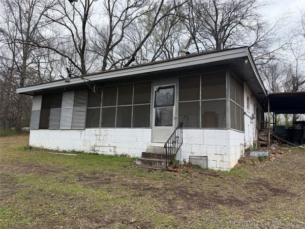 32642 E 713 Road, Wagoner, OK 74467