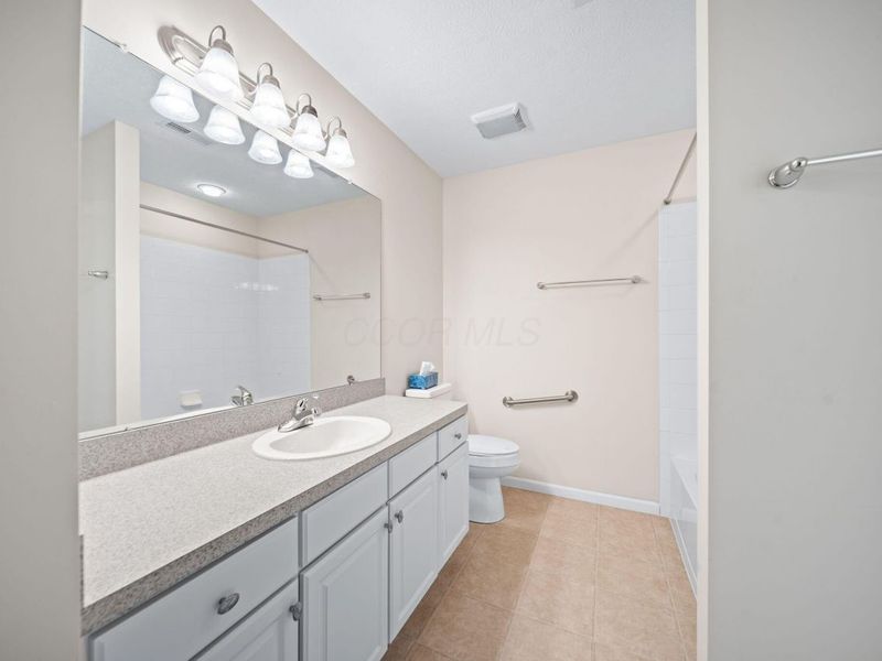 225 Stonegate Loop, Unit 225, Pataskala, OH 43062 Photo 22