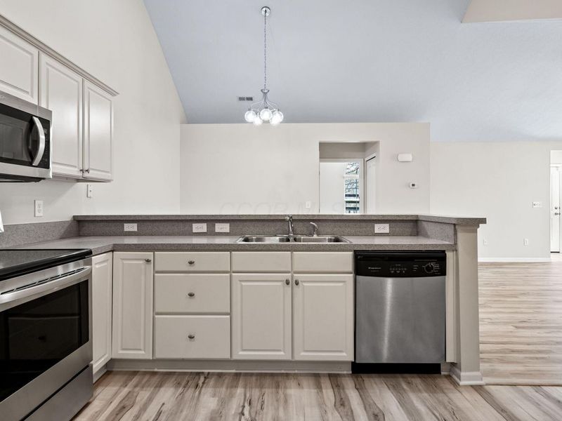 225 Stonegate Loop, Unit 225, Pataskala, OH 43062 Photo 30