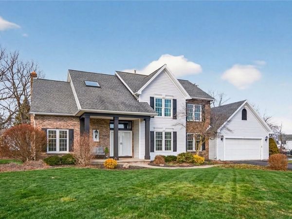 246 White Rabbit Trl Trail, Rochester, NY 14612