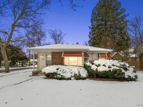 14001 Balfour Street, Oak Park, MI 48237