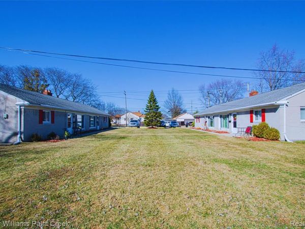 16550 Petrie Street , Roseville, MI 48066