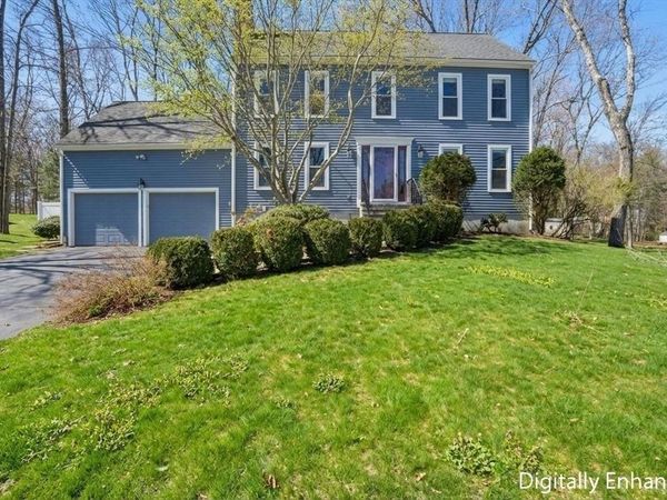 72 Skyline Drive, Franklin, MA 02038