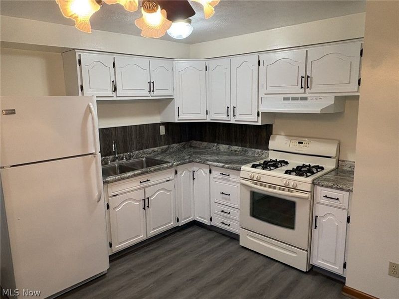 549 NW Montrose Avenue NW, Massillon, OH 44646 Photo 14