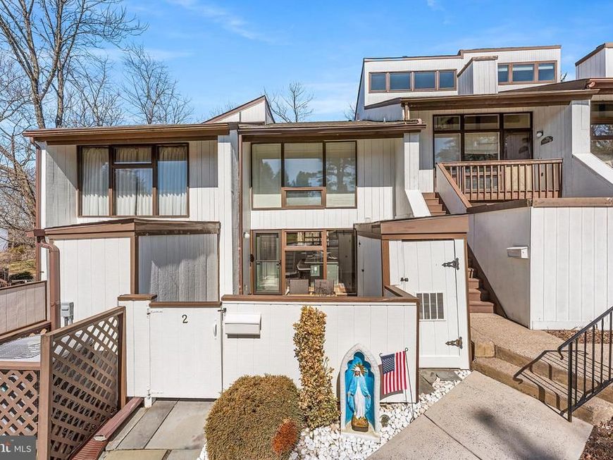 2 Smoke Rise, New Hope, PA 18938 Main Photo