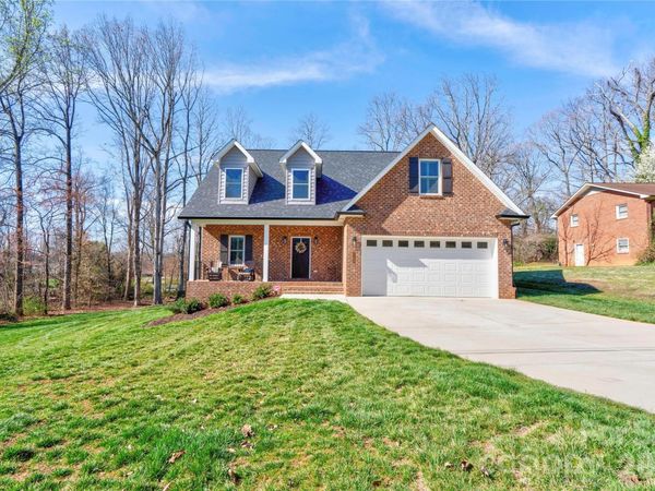 1309 Oak Canopy Road , Lincolnton, NC 28092