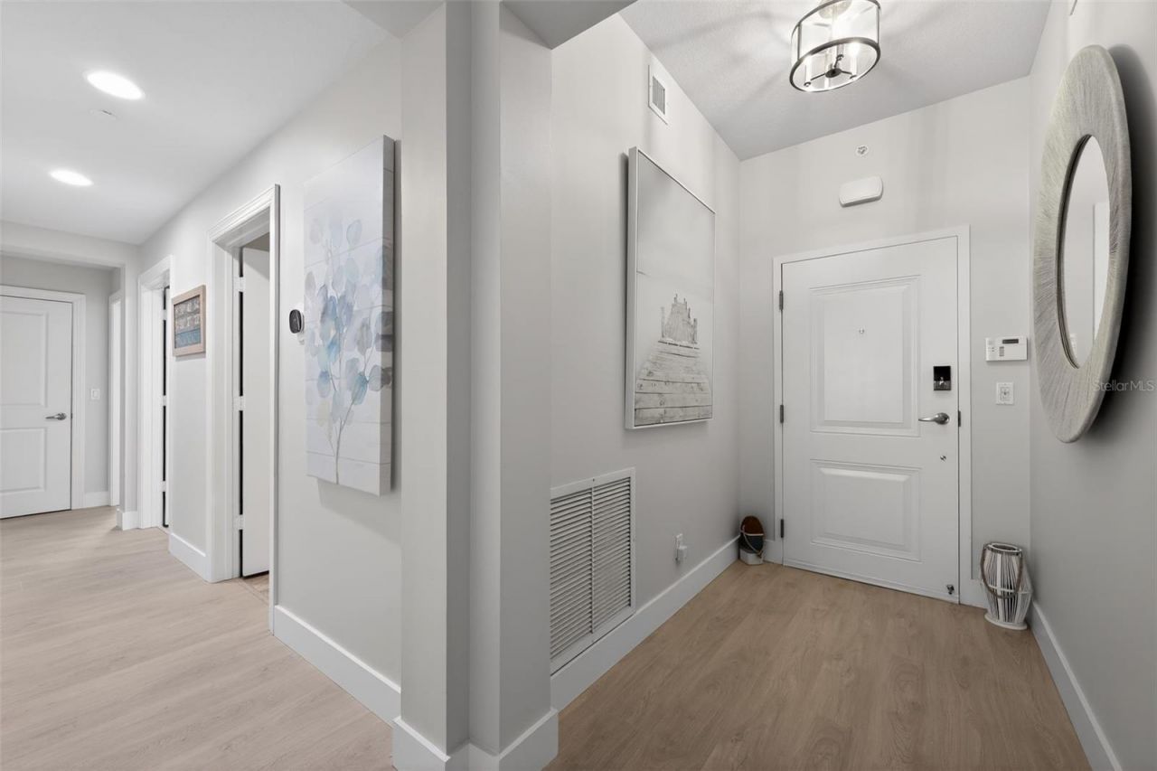 915 Bay Colony Drive S, Unit S, Juno Beach, FL 33408 Photo