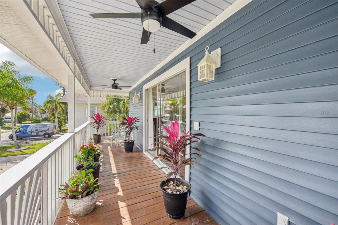 2908 Avenue C , Holmes Beach, FL 34217 Photo