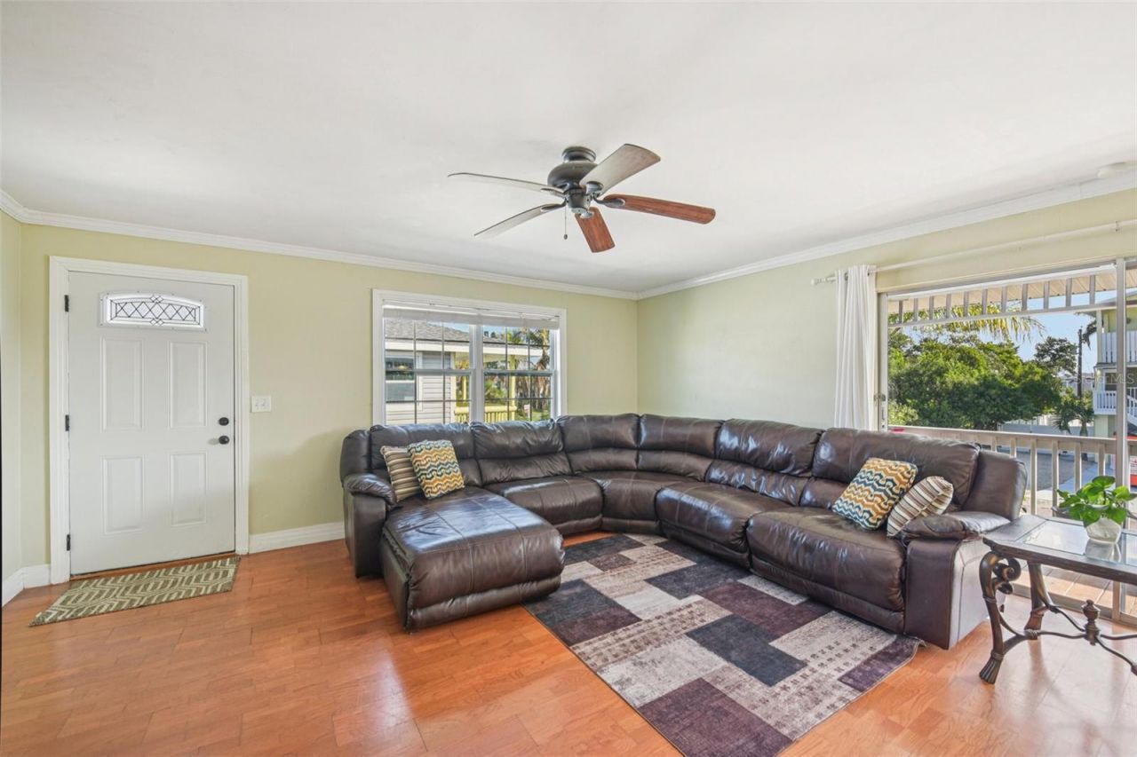 2908 Avenue C , Holmes Beach, FL 34217 Photo