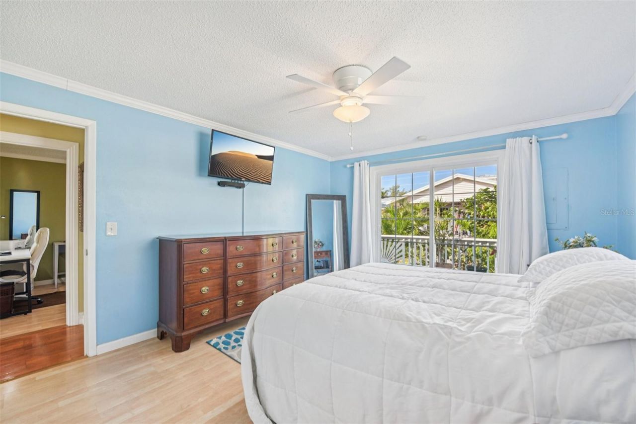 2908 Avenue C , Holmes Beach, FL 34217 Photo