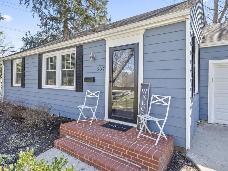 587 Kenbrook Drive, Worthington, OH 43085 Photo 3