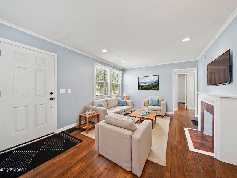 587 Kenbrook Drive, Worthington, OH 43085 Photo 5