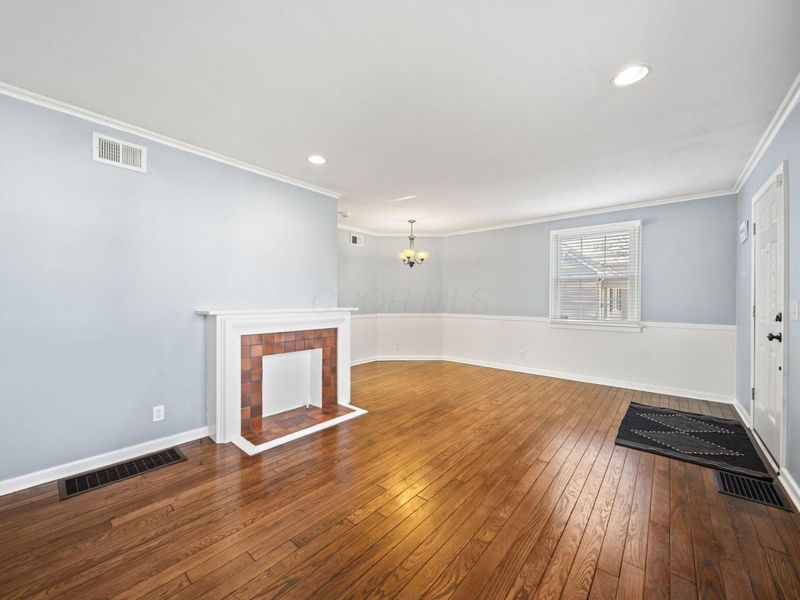 587 Kenbrook Drive , Worthington, OH 43085 Photo 6