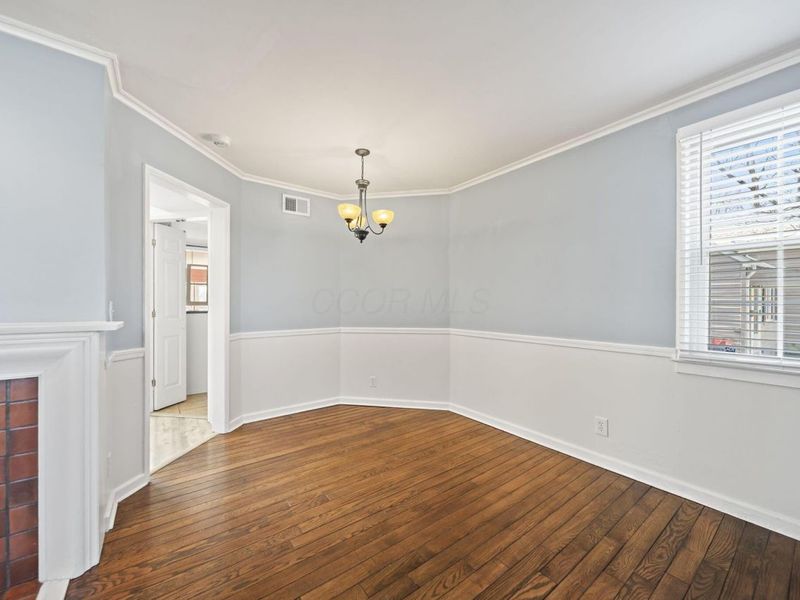 587 Kenbrook Drive , Worthington, OH 43085 Photo 9