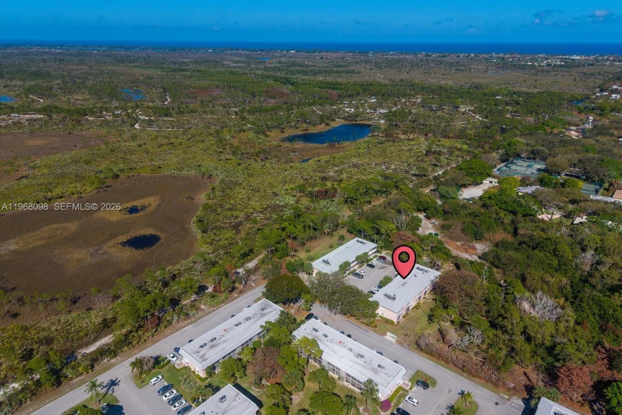 18081 SE Country Club Dr, Unit 37-367, Jupiter, FL 33469 Photo