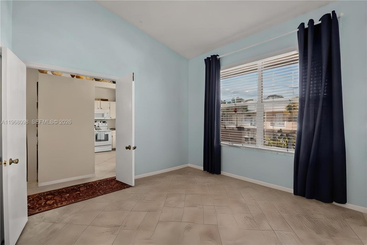 18081 SE Country Club Dr, Unit 37-367, Jupiter, FL 33469 Photo