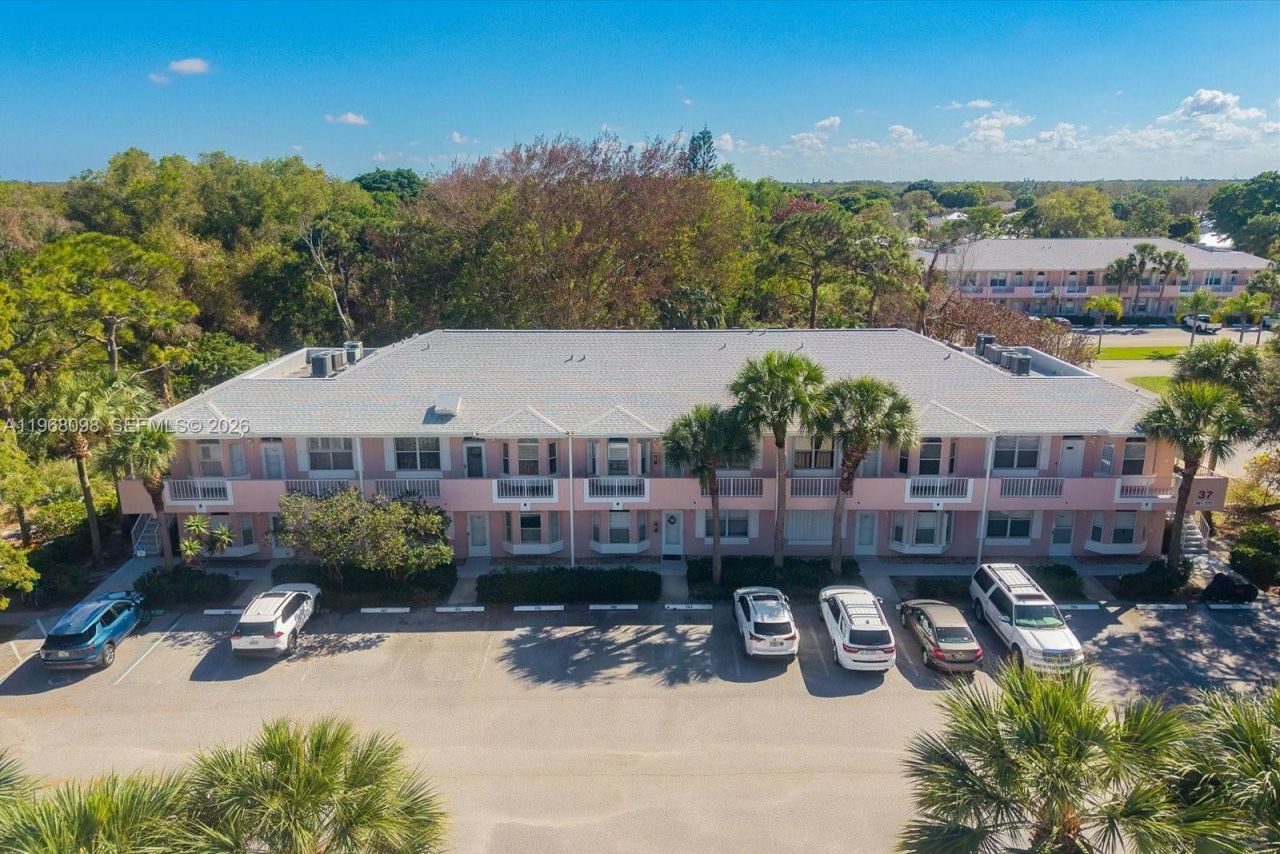 18081 SE Country Club Dr, Unit 37-367, Jupiter, FL 33469 Photo