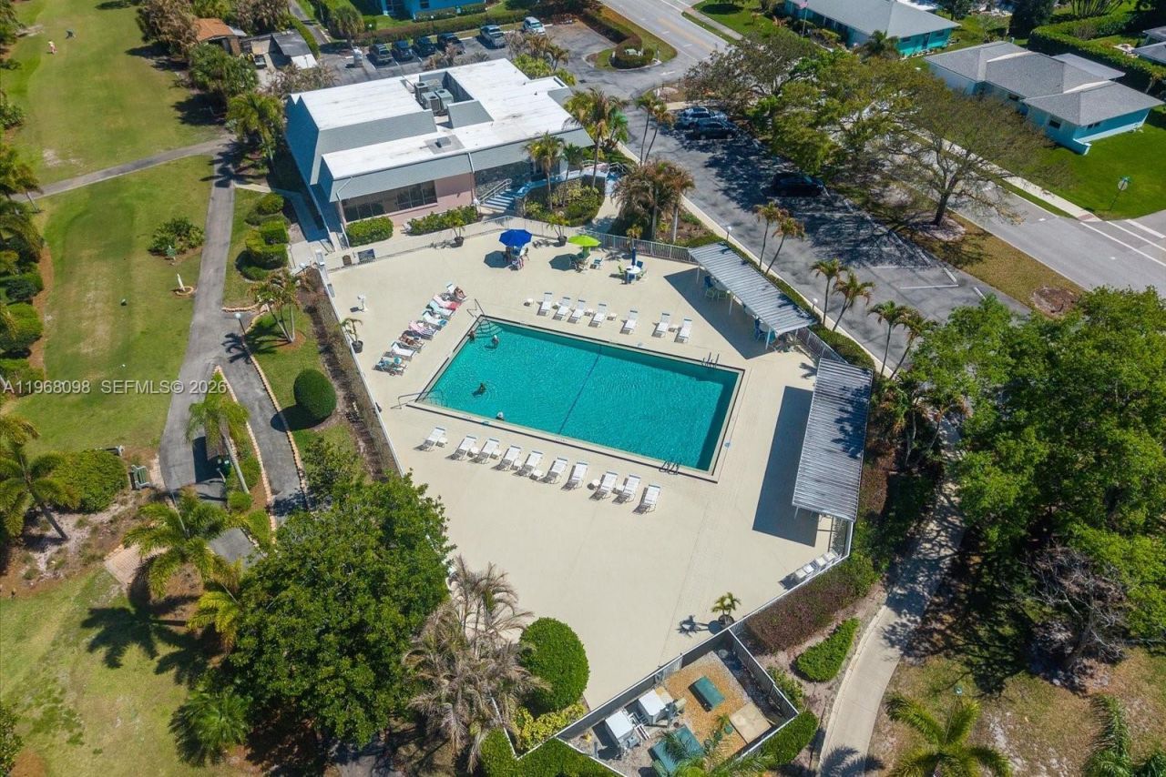 18081 SE Country Club Dr, Unit 37-367, Jupiter, FL 33469 Photo