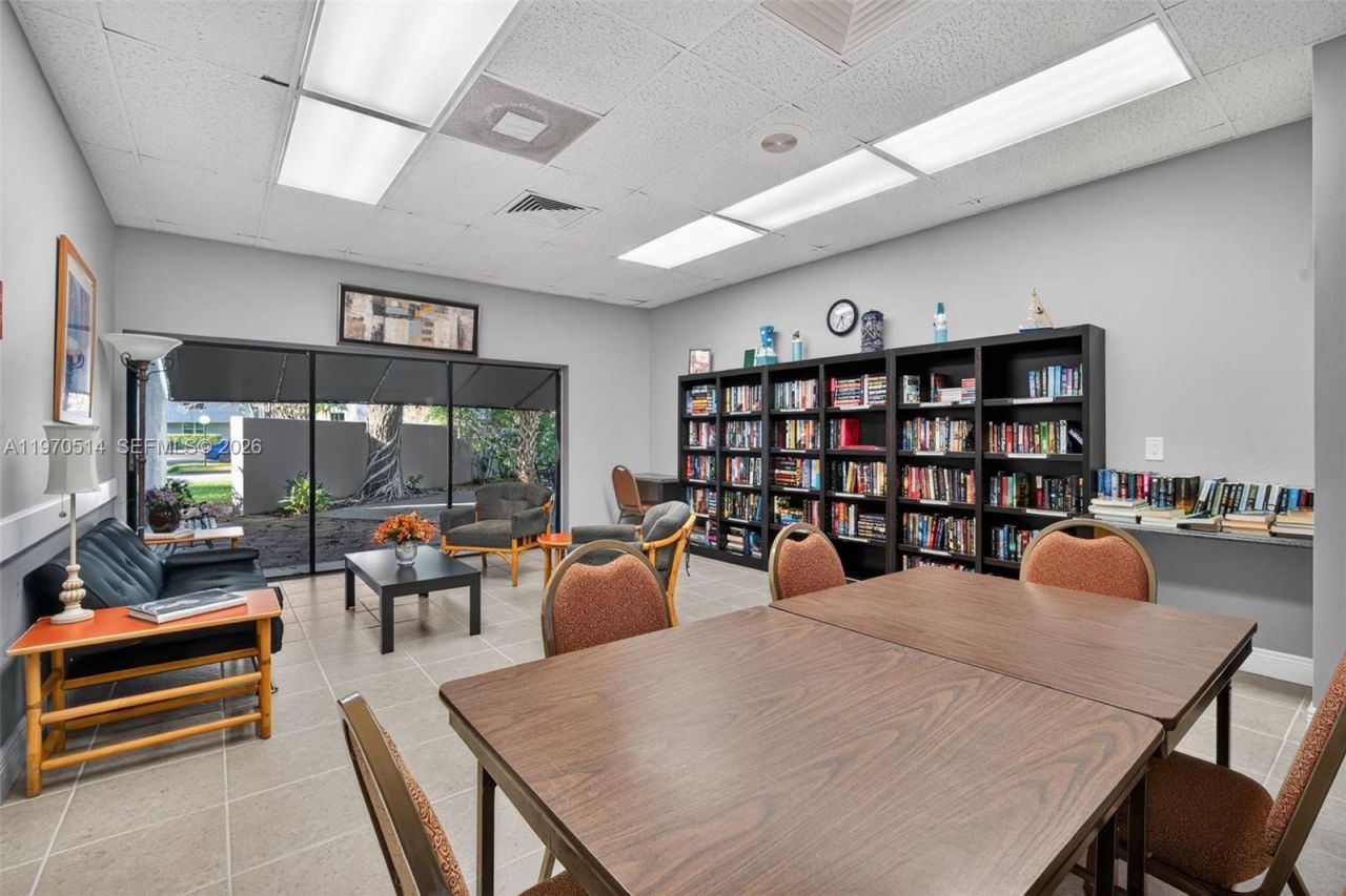 9091 Lime Bay Blvd, Unit 107, Tamarac, FL 33321 Photo