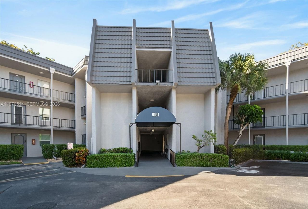 9091 Lime Bay Blvd, Unit 107, Tamarac, FL 33321 Photo