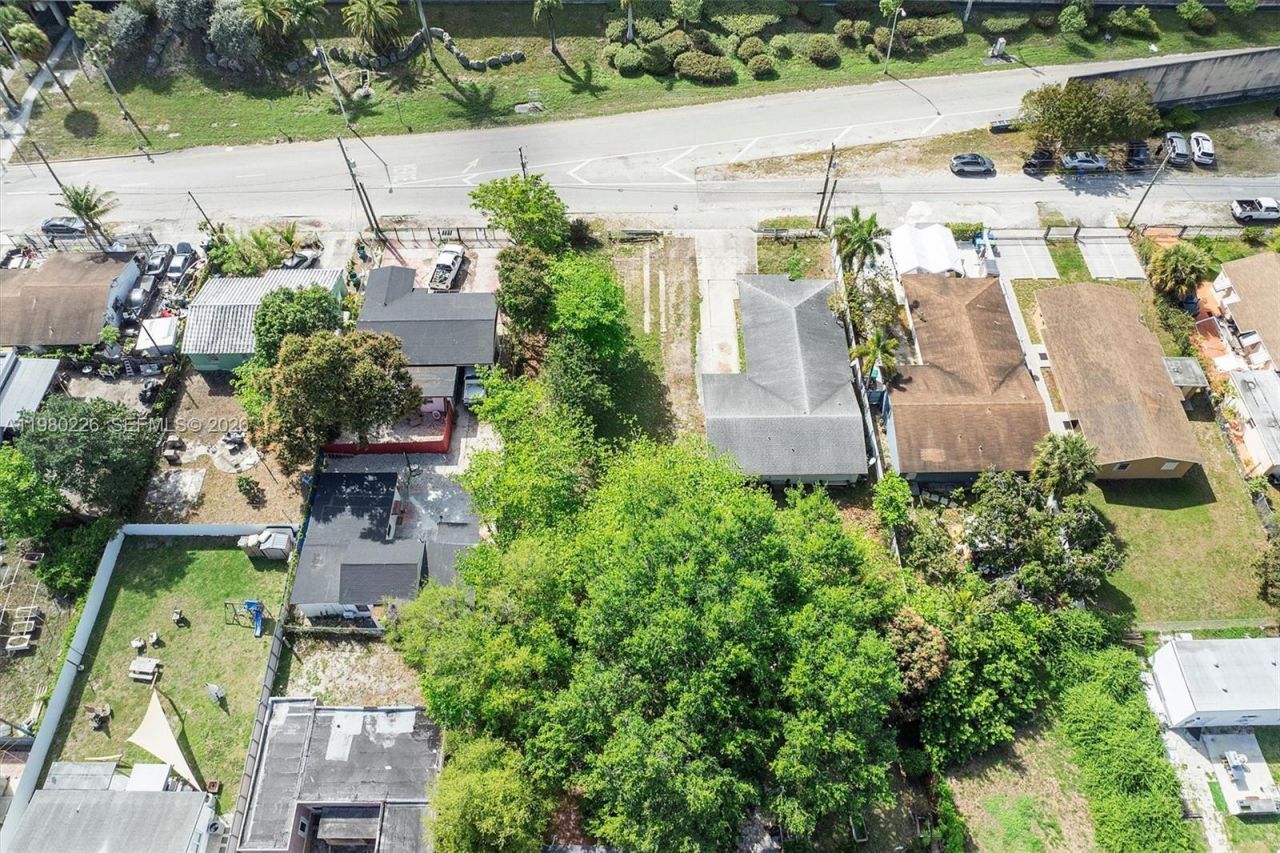 Please Call For Address, Miami, FL 33150 Photo