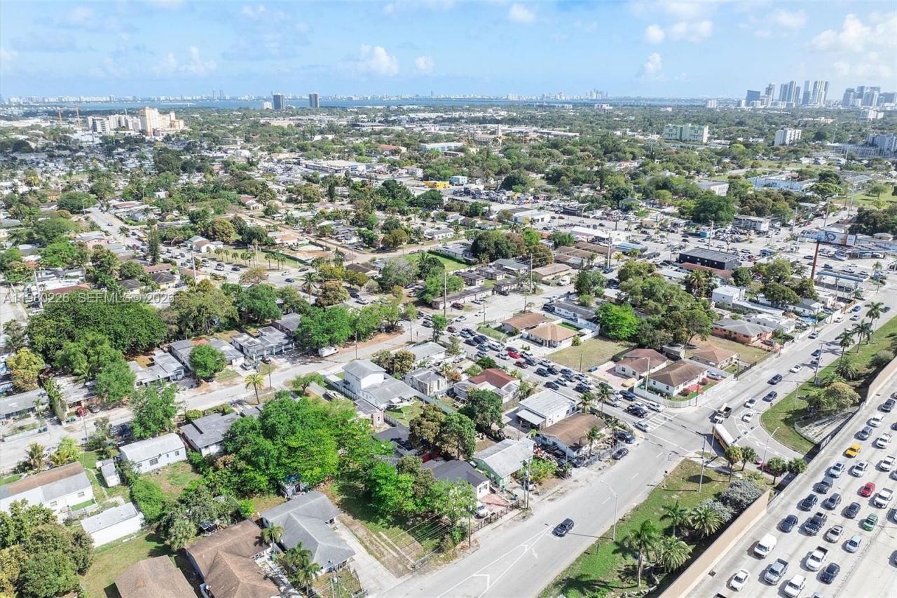 Please Call For Address, Miami, FL 33150 Photo