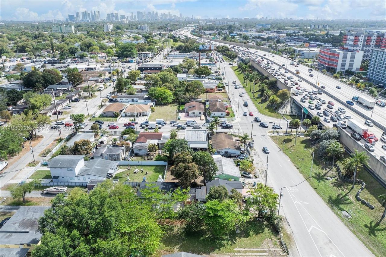 Please Call For Address, Miami, FL 33150 Photo