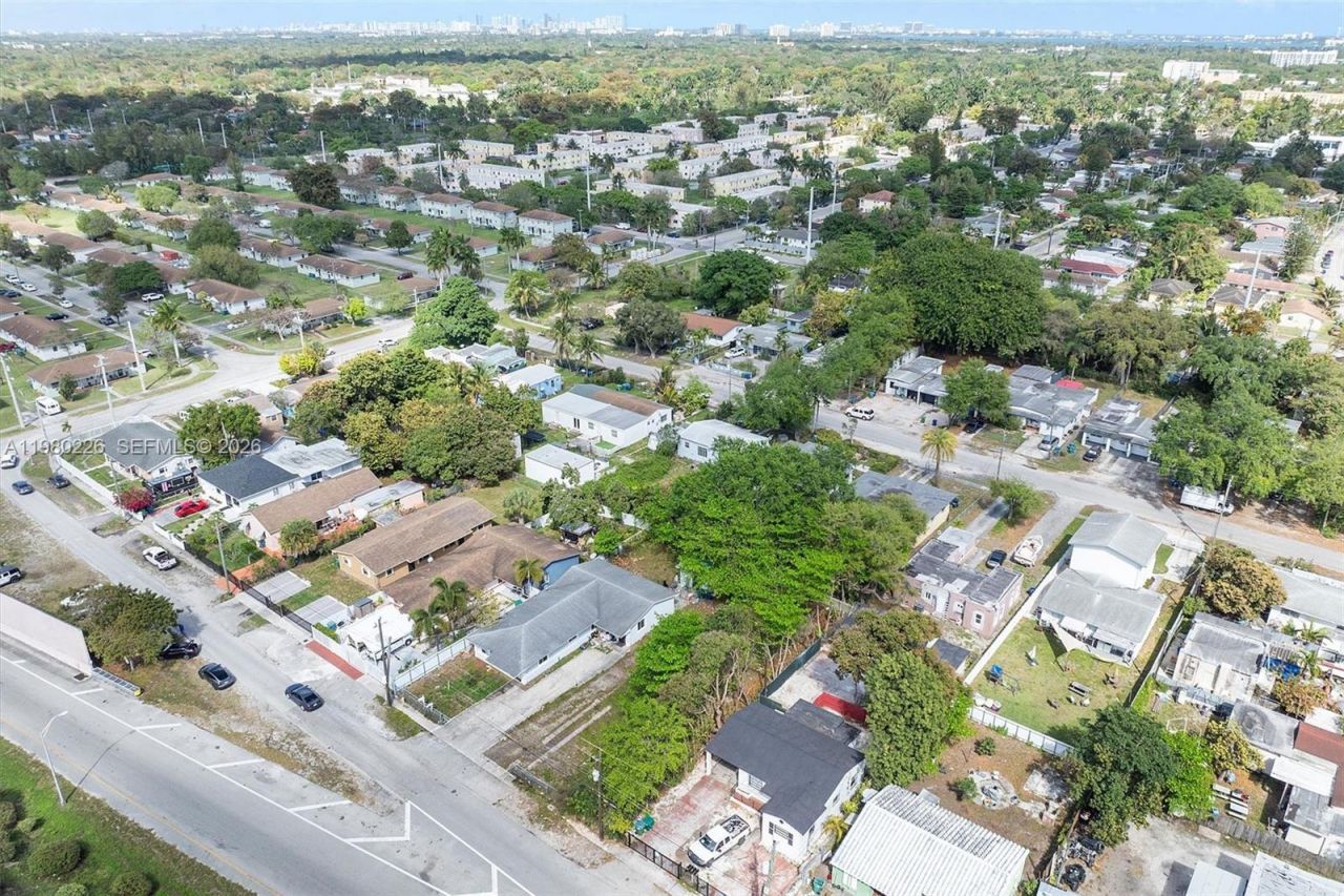 Please Call For Address, Miami, FL 33150 Photo