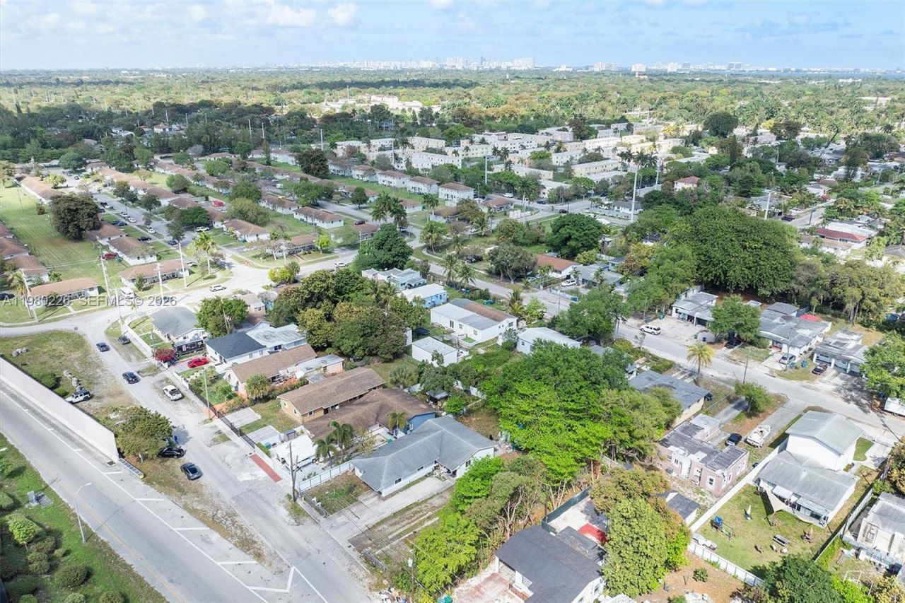 Please Call For Address, Miami, FL 33150 Photo