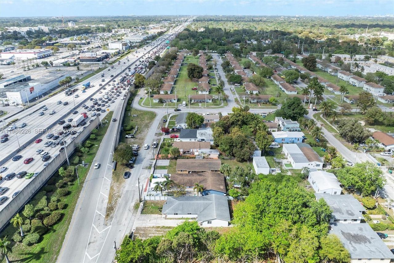 Please Call For Address, Miami, FL 33150 Photo