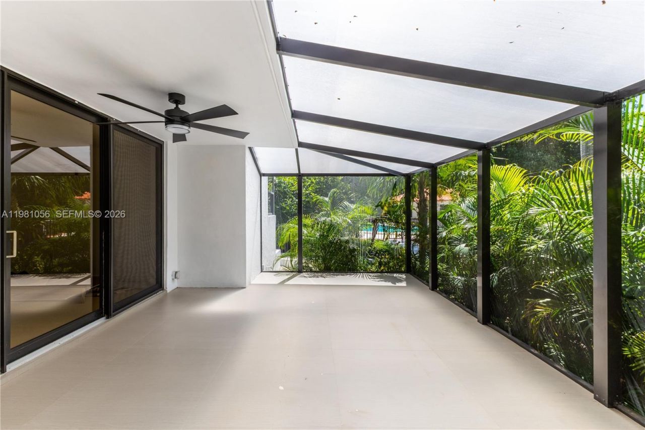 101 Ocean Lane Dr, Unit 1013, Key Biscayne, FL 33149 Photo